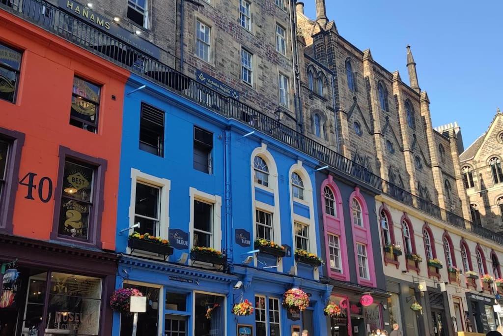 Royal Mile Apt, Just 1 Min From Edinburgh Castle! ภายนอก รูปภาพ
